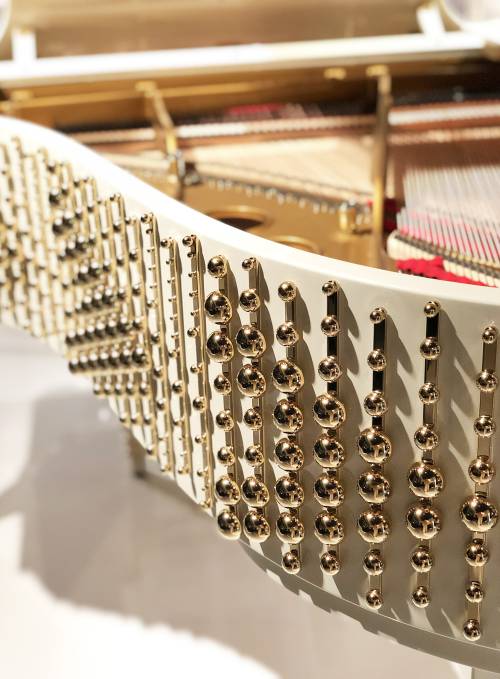 Steinway & Sons - Frizzante O180 Ivory limited edition - designed by Marika Tardio - side pixel view 2